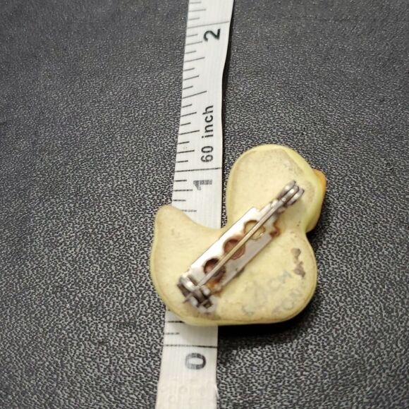 **Sale** Yellow ceramic duck brooch - Picture 6 of 7